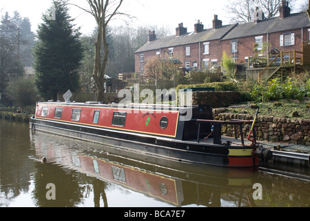 Canal barge on the Cauldon canal at Cheddleton Stock Photo