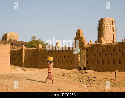 Burkina Faso. Sahel. Town of Bani. Sudanese style mosques.Minarets. Stock Photo