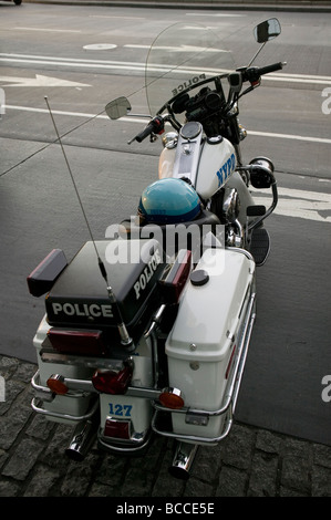 NYPD 1450cc Road King Harley Davidson motorbikes New York USA Dec 2006 Stock Photo