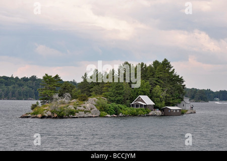 House on one of the 1000 Islands