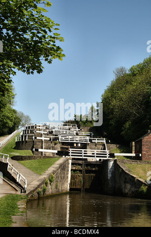 Bingley Five Rise Locks. This unique 5-rise staircase has a total fall of 60 feet  part of the Leeds Liverpool Canal Yorkshire Stock Photo