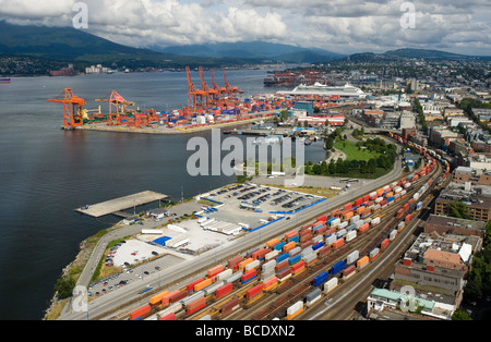 Rail and sea freight industrial and commercial scene - Vancouver, British Columbia, Canada Stock Photo