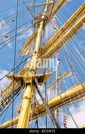 Looking up at sailing ships mast and rigging Stock Photo