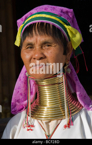 Myanmar, Burma, Lake Inle. Padaung woman belonging to the Karen sub-tribe wearing a traditional heavy brass necklace Stock Photo
