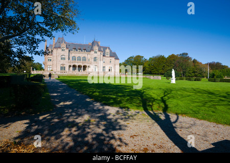 USA, Rhode Island, Newport, Bellevue Avenue Historic District, Ochre Court (part of Salve Regina University) Stock Photo