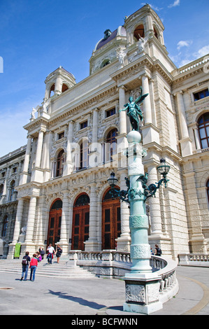 VIENNA, Austria — The Kunsthistorisches Museum, an architectural masterpiece, stands proudly in Vienna, showcasing an extensive collection of art and historical artifacts. Opened in 1891, this museum is one of the most important art institutions in the world, housing works from ancient Egypt to the Renaissance. The museum's grand exterior and magnificent interior make it a key cultural landmark in Vienna. Stock Photo