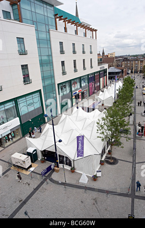 gallery 37 tents the national youth art under canvass next to birmingham bullring in 2004 Stock Photo