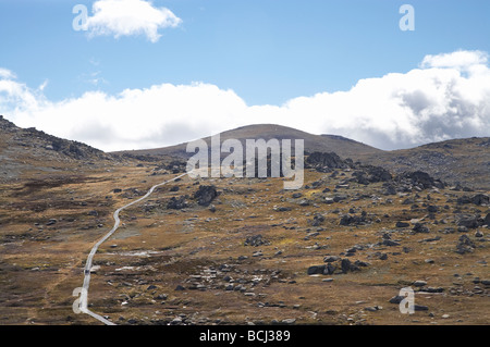 Walking Track to Mt Kosciuszko in distance 2228m Kosciuszko National Park Snowy Mountains New South Wales Australia Stock Photo