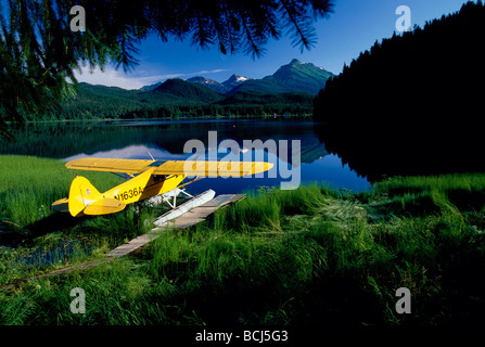 Float Plane Docked @ Auke Lake Juneau SE Alaska Summer Scenic Stock Photo