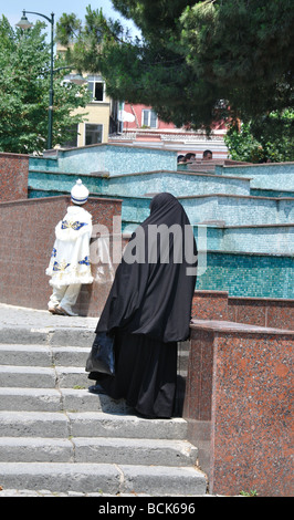 Images of Istanbul - Women wearing the burka Stock Photo