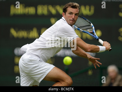 Wimbledon Championships 2009, Julien Benneteau FRA in action Stock Photo