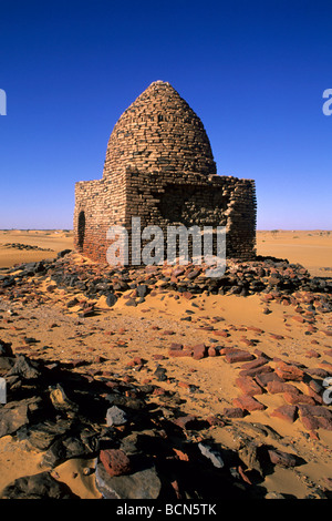 sudan nubia Grave in the desert near Old Dongola Stock Photo