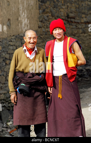 Old and young lamas, Riku Gonpa, Kangding, Garzê Tibetan Autonomous Prefecture, Szechwan Province, China Stock Photo