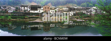 River embracing Wangkou Village in spring, Jiangwan Town, Wuyuan County, Jiangxi Province, China Stock Photo