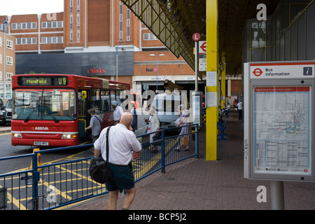 Uxbridge Bus Station Middlesex London England Stock Photo - Alamy