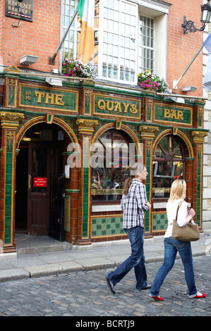 The Quays Bar in the Temple Bar Area Dublin Ireland Stock Photo