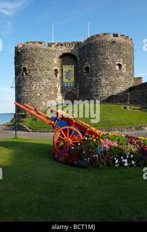 Carrickfergus Castle sits on the shore of Belfast, built by John de Courcy in 1177 as his headquarters, after he conquered easte Stock Photo