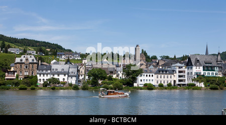 View over the Mosel river Traben quarter, Traben-Trarbach, Mosel, district Bernkastel-Wittlich, Rhineland-Palatinate, Germany,  Stock Photo
