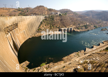 Kariba Dam, dam wall with hydroelectric plant, Zambia, Zimbabwe, Africa Stock Photo