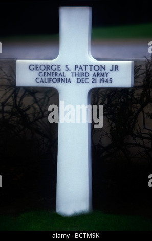 General George S Patton Jr of Third US Army 21 12 1945 War Grave in Hamm military cemetery Luxemboug Stock Photo