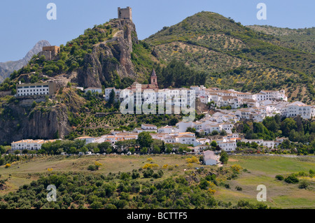 The white village of Zahara de la Sierra, Cadiz Province, Andalusia ...