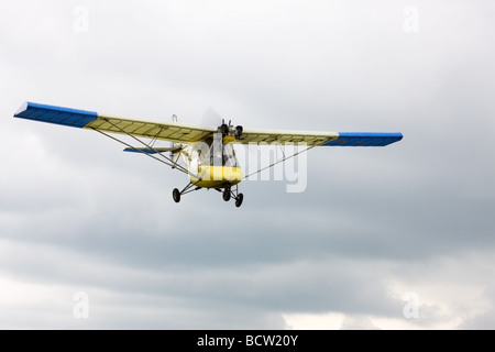 Thruster T600N 450 Sprint G-OMAL on final approach to land at Wickenby Airfield Stock Photo