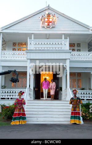 Deborah  Roberts and Jamaican First Lady Mrs. Lorna Golding Stock Photo