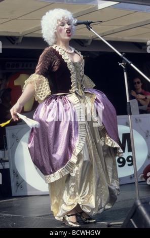 BBC Radio 1 One Roadshow Newquay Cornwall 21 August 1995 Stock Photo ...