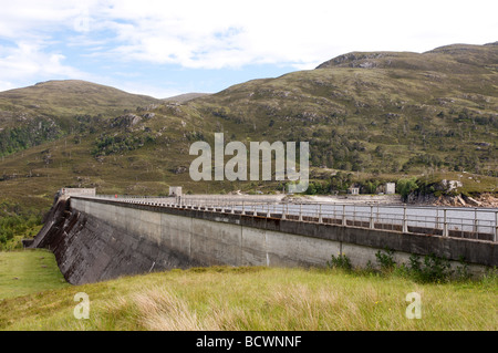 Mullardoch dam, part of the Affric-Beauly hydro-electric power scheme, Scotland. Stock Photo