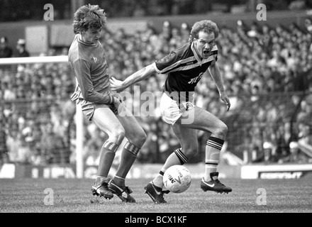 Aston Villa v Chelsea at Villa Park 26/4/1986 Andy Gray and Colin Pates Stock Photo
