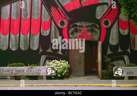 The Eagle Aerie Art Gallery, a Traditional Northwest Coast Longhouse, in Tofino on Vancouver Island British Columbia Canada Stock Photo