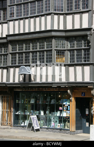 Town of Tewkesbury, England. The Out of the Hat Heritage and Visitors Centre is located in a 17th century Tudor style building. Stock Photo