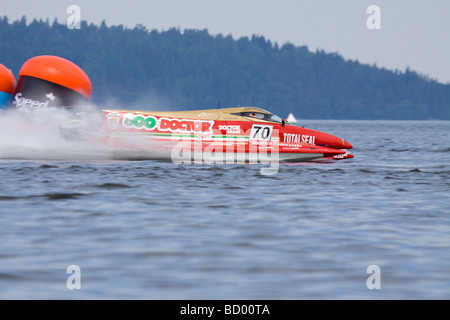 From F1 Powerboat World Championship in Lahti Finland 12-13  june 2009. Driver Fabio Comparato boat 70 Stock Photo