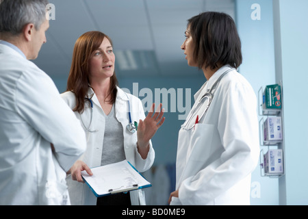 3 doctors in discussion Stock Photo