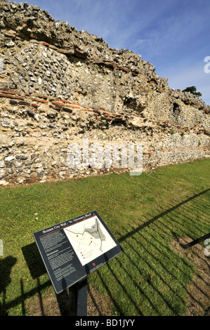 Roman city wall at Verulamium Park 'St Albans' Hertfordshire UK Stock Photo