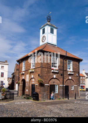 Historic Town Hall building High Street Yarm Stockton on Tees built 1710 Stock Photo