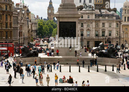 Nelson’s Column and Lion statues in Trafalgar Square, London England UK Stock Photo
