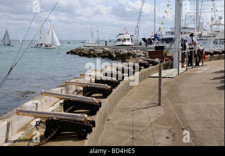 The Royal Yacht Squadron starting line during yacht races at Cowes Week ...