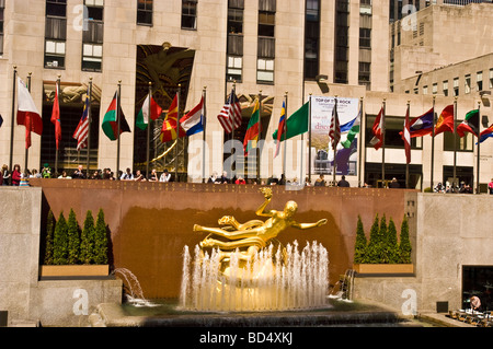 Golden statue of Prometheus in Rockefeller Center New York City Stock Photo