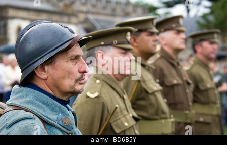 Reenactment soldiers in World War One uniforms at the funeral of WW1 veteran Harry Patch at Wells Cathedral Stock Photo