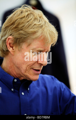 BBC radio 2 presenter and singer, Paul Jones, with The Manfreds in concert  Stock Photo - Alamy