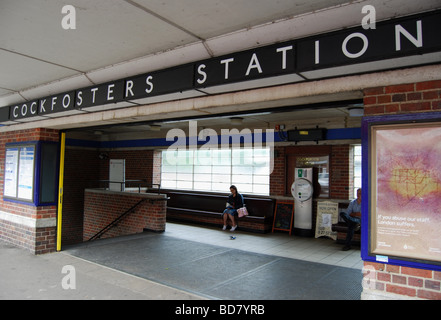 London Underground Tube Station: Cockfosters Stock Photo - Alamy