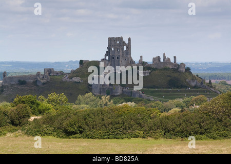 The ruins of Corfe Castle on the Isle of Purbeck, Dorset, UK Stock Photo