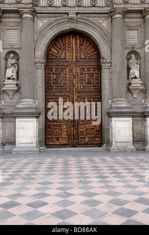 Front doors at the Catedral Metropolitana, the largest church in Latin America. Constructed between 1585 and 1813 Stock Photo