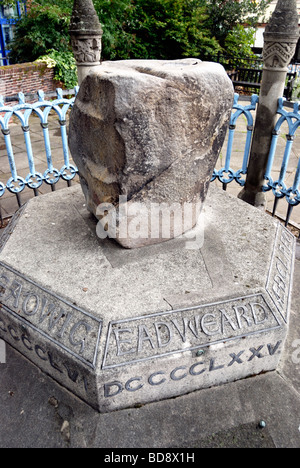 The Coronation Stone used to crown Saxon Kings Stock Photo