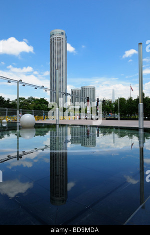 Reflection of The Stamford Plaza and Raffles City, Singapore SIN Stock Photo