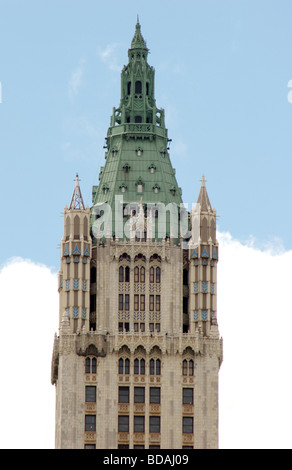 Ornate cathedral like roof of the Woolworth Building, lower Manhattan, New York Stock Photo