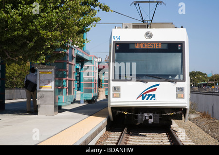 VTA (Valley Transportation Authority) mass transit light rail train at station. Mountain View, California, USA Stock Photo