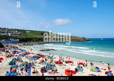 a busy summers day at porthmeor beach, st.ives in cornwall, uk Stock Photo