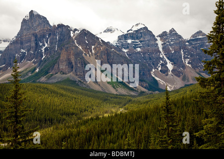 Banff National Park and Bow Lake and Bow Glacier in the Canadian Rocky Mountain Canada Alberta North America Stock Photo